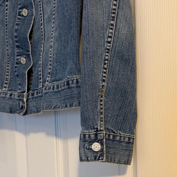 GAP Women's Classic Denim Jacket - Indigo Vintage - Picture 3 of 9